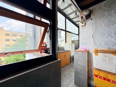 100 percent renting cheap balcony with a personal washing machine