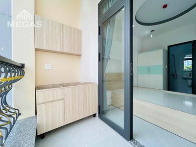 The new window window is the basic interior window for rent near Bik Bik