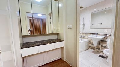 Rent the apartment Imperia An Phú 131 M2 3 bedrooms 2 toilets only 25 million a month