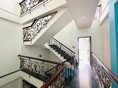 Rent Cityland Park Hill Street, fourth floor. Nice new house.