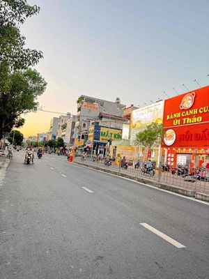 Rent 329 Nguyễn Sơn, Phú Thạnh, Tân Phú