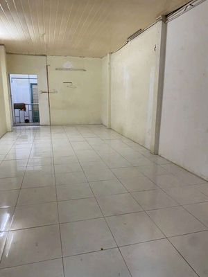 Rent a house in Trần Bình Trọng. 5th.