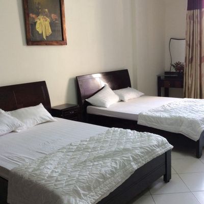 Rent the full interior room near the airport.