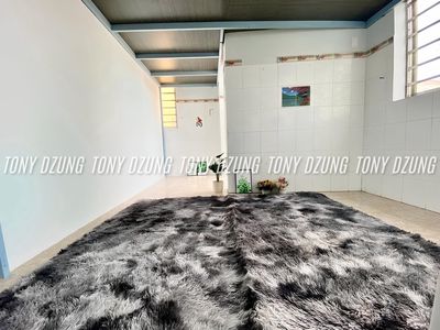 & balcony guard - large window - five minutes of walking to Osh