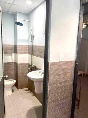 Two bedrooms. Two bathrooms. One car. Lò Lu near Vin District 9.