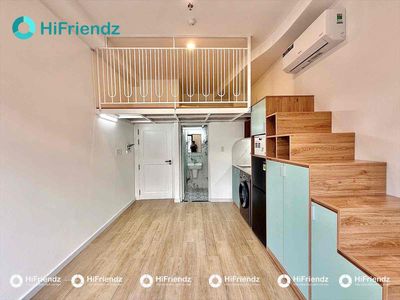Rent a new room. One hundred percent. - Cool balcony at the center.