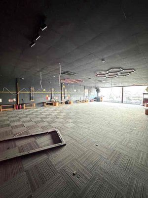 11 x 30-the Ung Văn Khiêm-two floors-- 135 million.