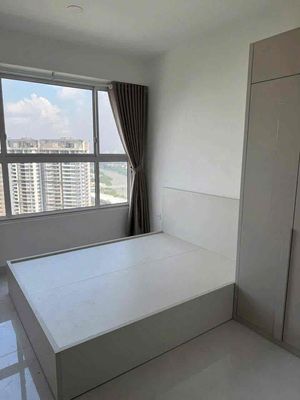 Rent a Sunrise Riverside apartment.