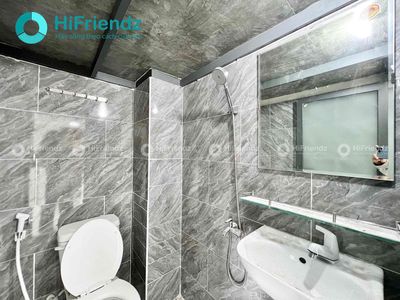 a lodge room that stumbles in a cool, clean balcony is generous