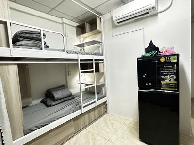 South/KA senior hostel - the price is only 1140 pounds per month of package