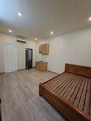 renting new rooms full of furniture