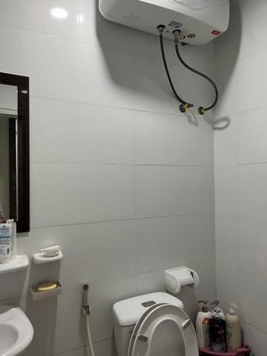 Topaz Elite Block tttm for rent- 2 bedrooms 2 in the Full interior toilet