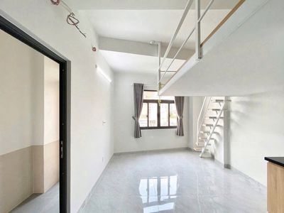 full apartment furniture - sky window right Tô Ký - cvpm - University fpt