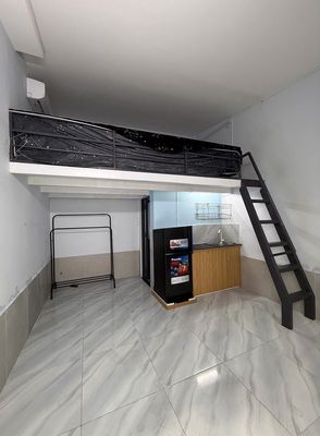 Nguyễn Văn Quỳ Room, 7th District, air conditioning, refrigerator.