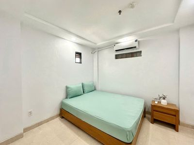 High school suites, low-level lotte mart, near the University of Honor.