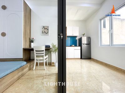 The full-in-the-art apartment near the University of Science, University of ueh, Medicine