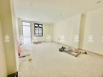 Rent a Hoàng Hoa Thám cash house *5 X20 M 5th floor bedroom * 33.5 million
