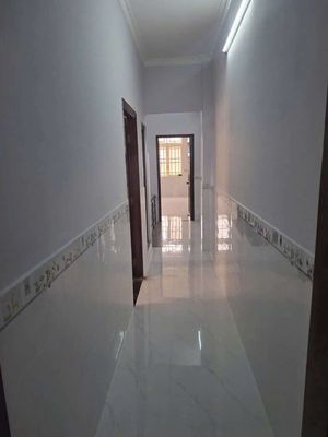Rent the home for four bedrooms. 9.5 million.