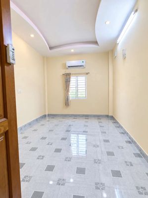 The 11-Scarway District hàn hải nguyên - 7 x 12 - 3 floors - 5 P - Rent 19.5 million