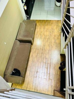 Rent a south-town 7th, 6th bedroom plus 5 toilets 45 million a month.
