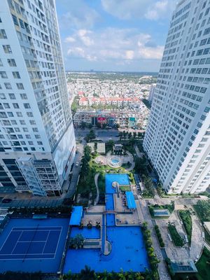 Bags for renting a three-size apartment 2 bedroom 2 . 150 M empty houses right in the beautiful view