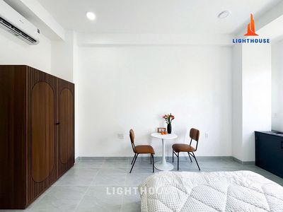 It's the owner of a super decor apartment at 66 Phan Bá Vành.