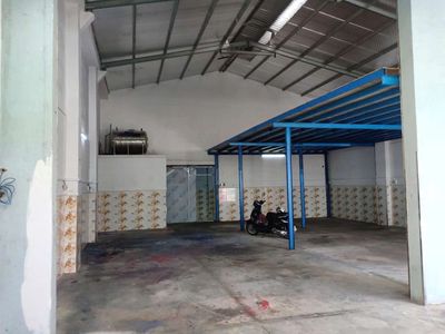 The warehouse is east.11-020 with a attic, big room, big room.