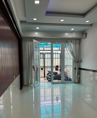 A Tam Đảo-7. 15 Districts 10-5 x 18 meters- 3-story bedroom 6 bedroom 5 toilets - 35 million a month