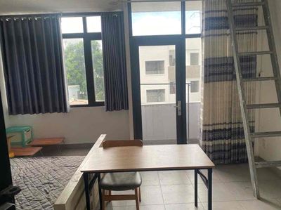 Rent the next room for Metro Pacific gas.