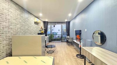 Rent a balcony apartment. 45 meters, row one. full comfort-chair 500 grand a month