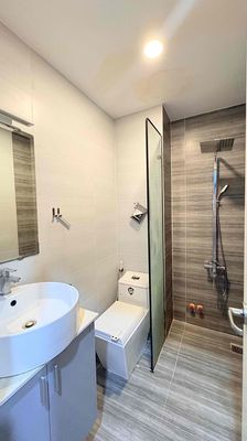 Rent a balcony apartment. 45 meters, row one. full comfort-chair 500 grand a month