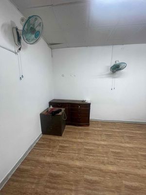 Large room at Phú Nhuận, first floor, 5 meters.