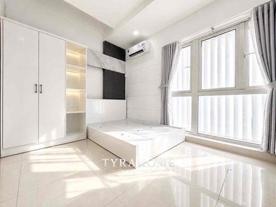 2th floor room service full interior next to Phan Đăng Lưu. She understands District 1 60 m2
