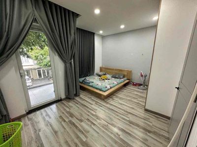 Renting Kadc Đỗ Xuân Hợp District 9 near Global City costs 17 million a month.