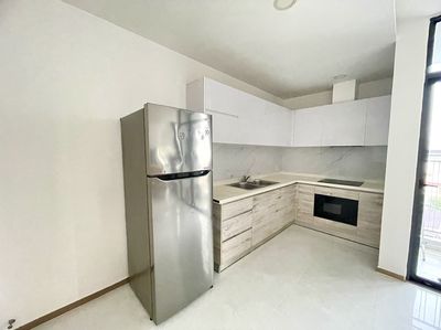 Two bedrooms, Dragon Harbor, View River, Full interior, wide area, one step to the ground