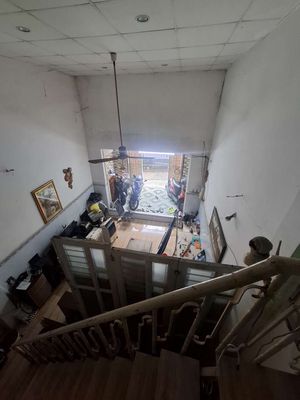 Renting the entire Phạm Thế Hiển 7th District 8