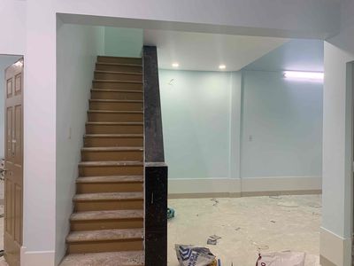 6.4 M square root house, near global City, Rqz1