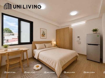 It's the owner who rents the mini-full interior apartment, 100 percent new.