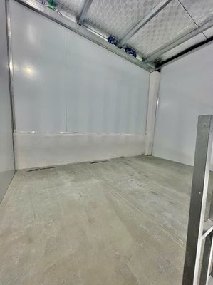 Rent a new motel-- there's a attic-- it's a quarter of a month.