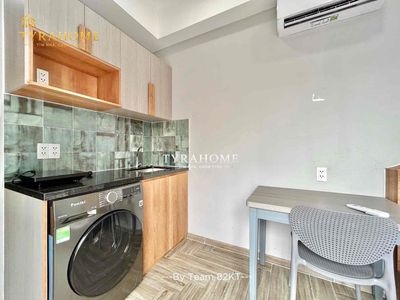 Give me the new court at 100 percent, Studio Balcony private washing machine, alleyway avoid each other.
