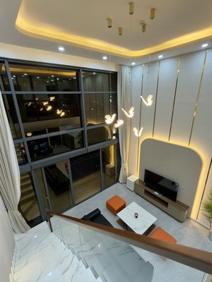 The infiniti rents a three- bedroom 3 toilets 147 m2 Full Seven