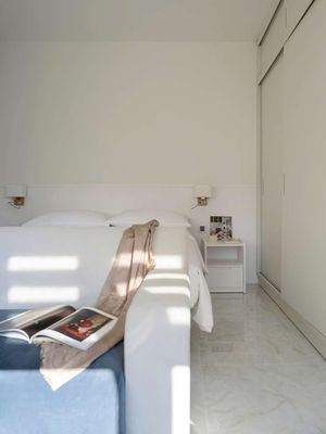 The main studio is for hire - District 1 (Phí enough for introduction)