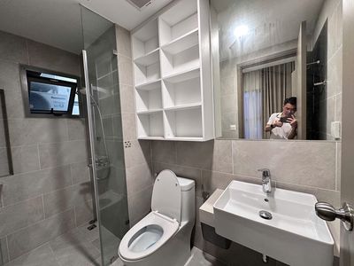 Full internal 7-for renting nine million, family priority in right-hand pool