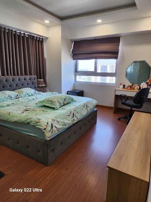 Rent the three Cosmo City bedrooms in front of Nguyễn Thị Thập as high as the picture.