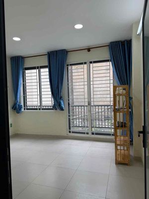 4 bedrooms 4 x10 Phan Đăng Lưu. enough furniture