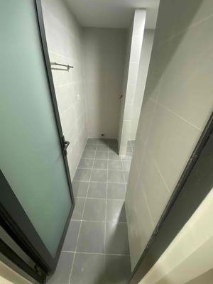Renting Aurora District 8 1 bedroom 1 basic 10 million toilets