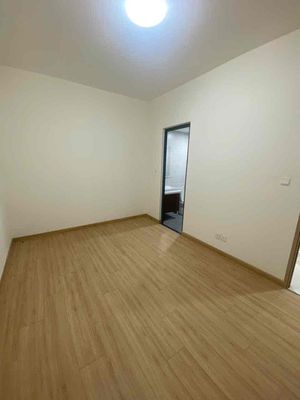 Rent two bedrooms. Two toilets with an interior 13 million Aurora District 8.