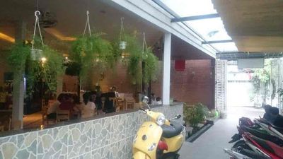 6 mmmt8 District 10, huge area 140 meters2, 2 floors, broad courtyard for 20 cars, 207 freedoms