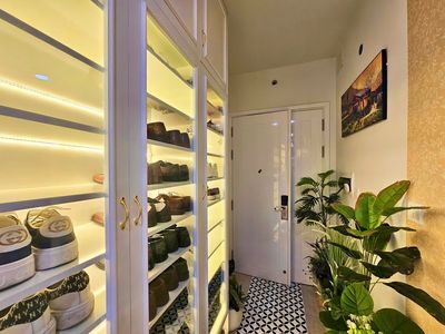 Rent his own garden apartment - one bedroom + one multi-special room