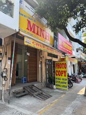 renting a Lạc Long Quân cash house